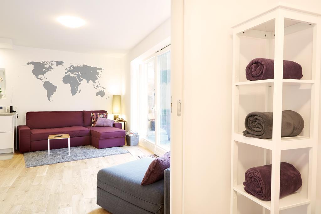 Апартаменты Lovely Lux Garden Flat Near Royal Park Варшава Экстерьер фото